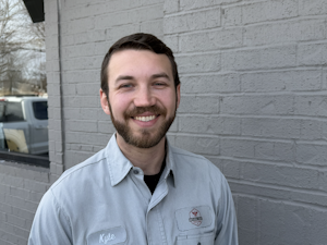 Kyle  Carpenter Photo